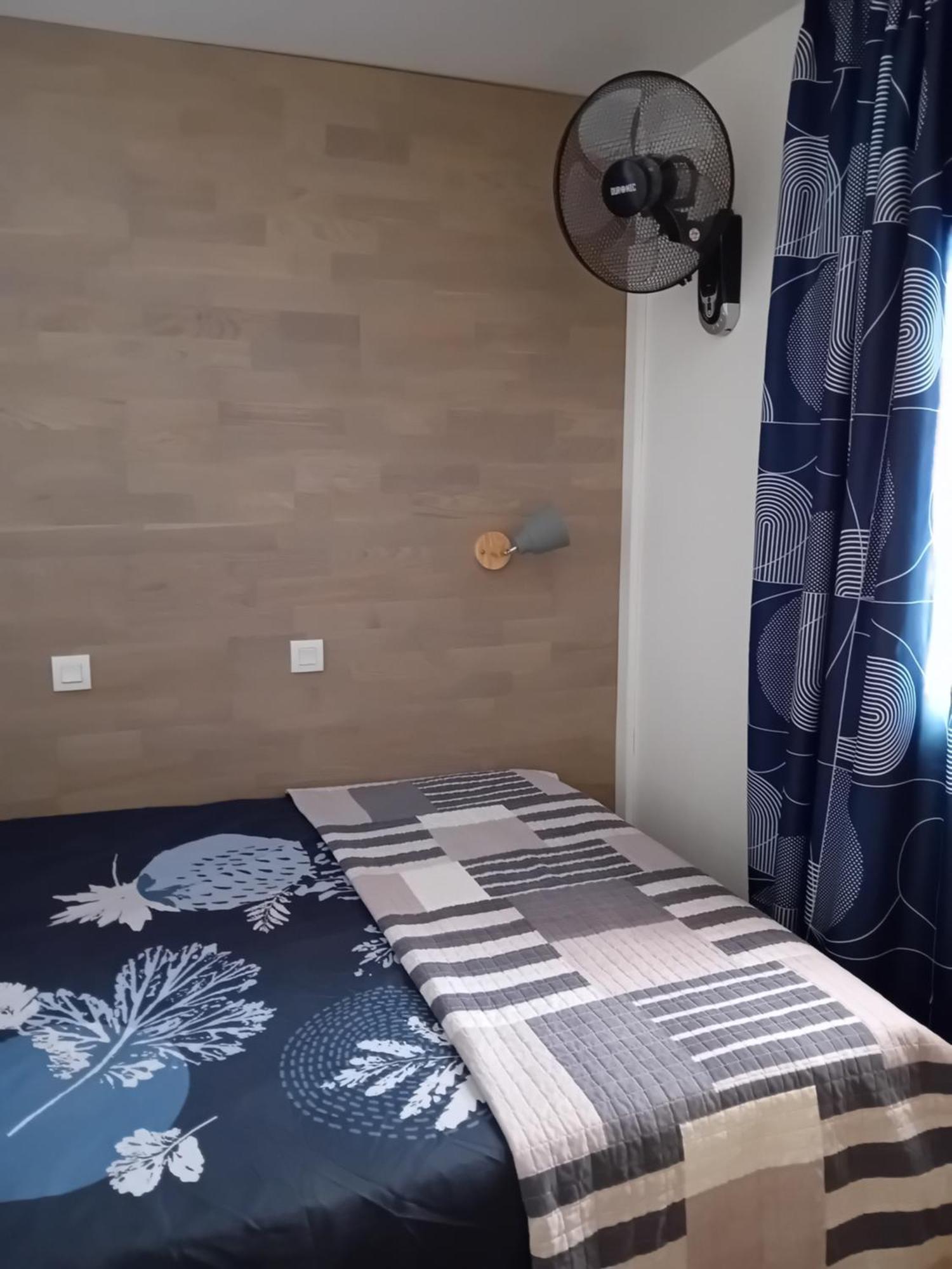 Appartement T2 Avec Piscine A 100 M De La Plage ซิ-ฟูร์-เล-ปลาจ ภายนอก รูปภาพ
